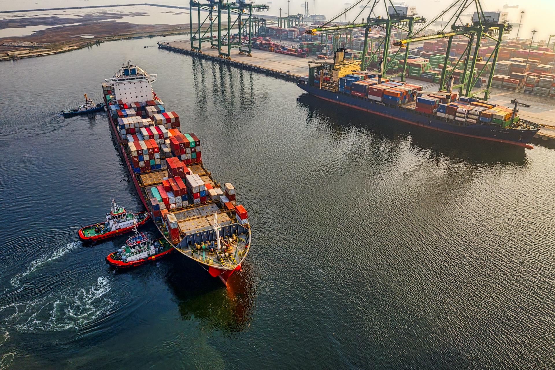Maritime Logistics